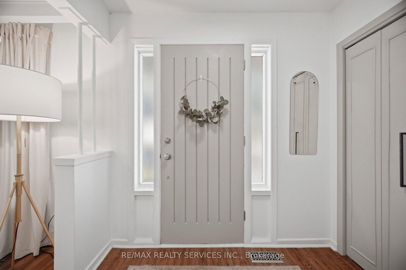 15 Shoreview Drive • Toronto, ON photo 9