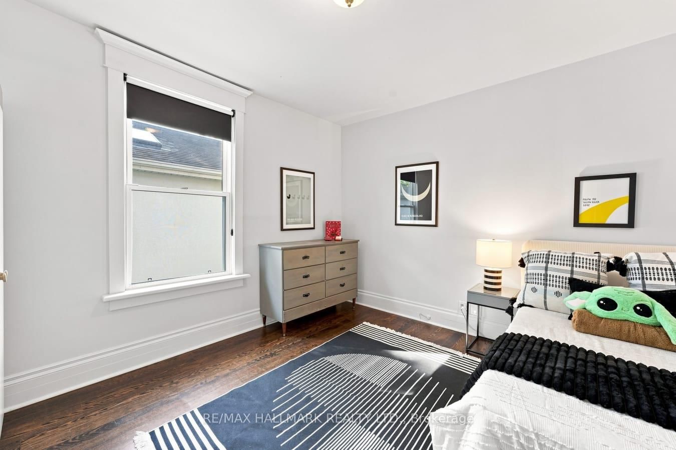15 Redwood Avenue • Toronto, ON photo 18