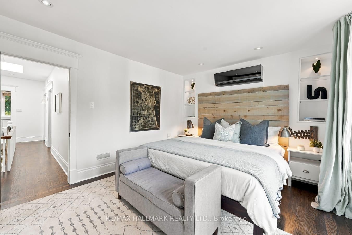 15 Redwood Avenue • Toronto, ON photo 21