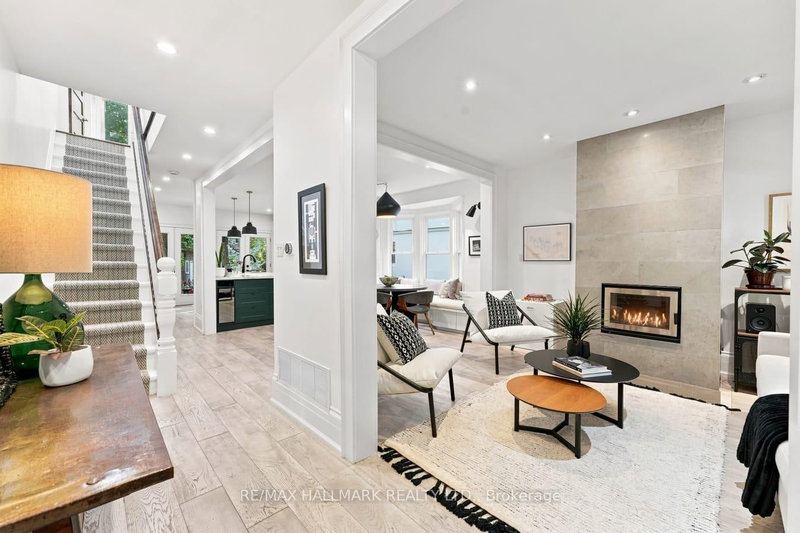 15 Redwood Avenue