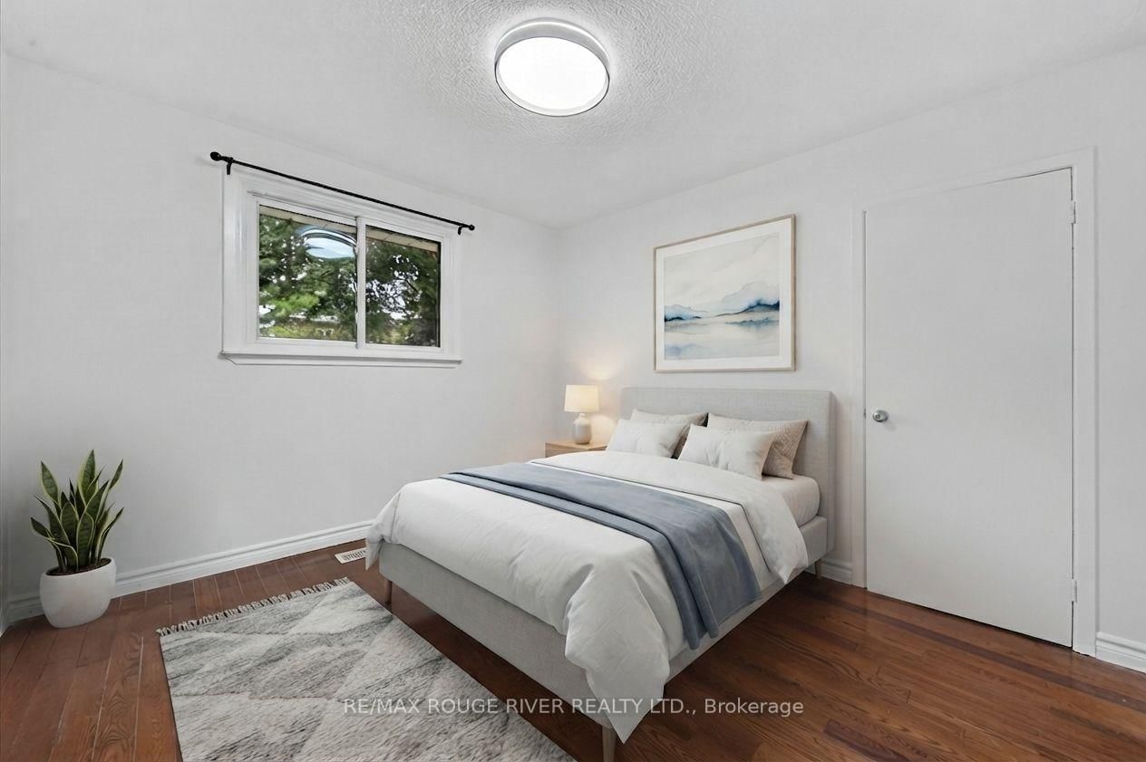 30 Scarboro Avenue • Toronto, ON photo 11