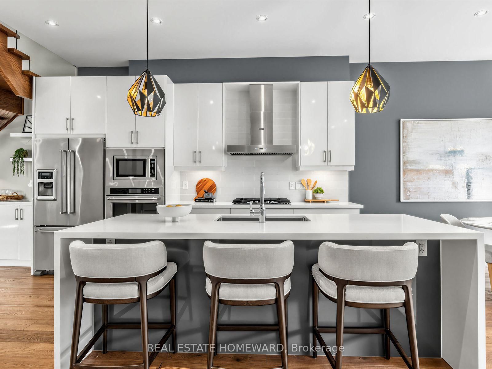 293 Rhodes Avenue • Toronto, ON photo 15