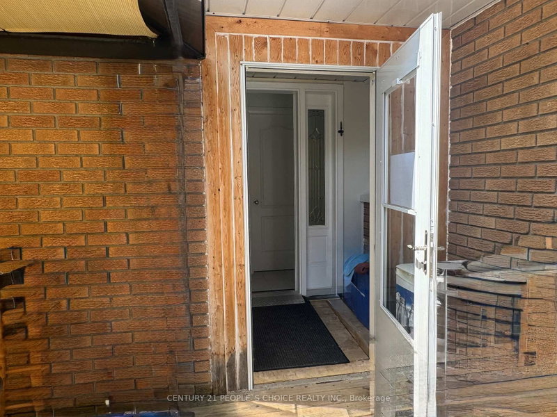 Bsmt - 459 Bernhard Crescent
