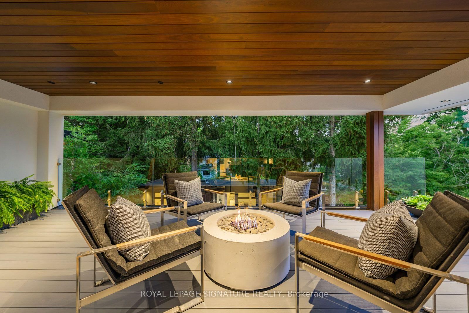 8 Fallingbrook Wood • Toronto, ON photo 29