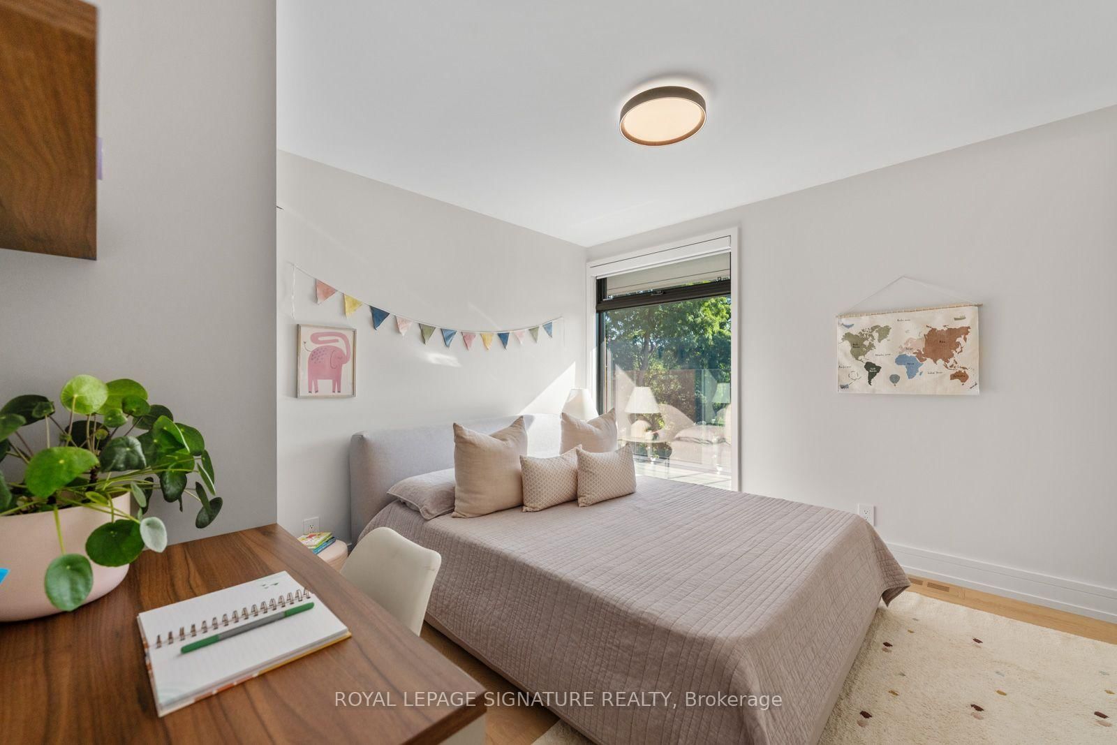 8 Fallingbrook Wood • Toronto, ON photo 31