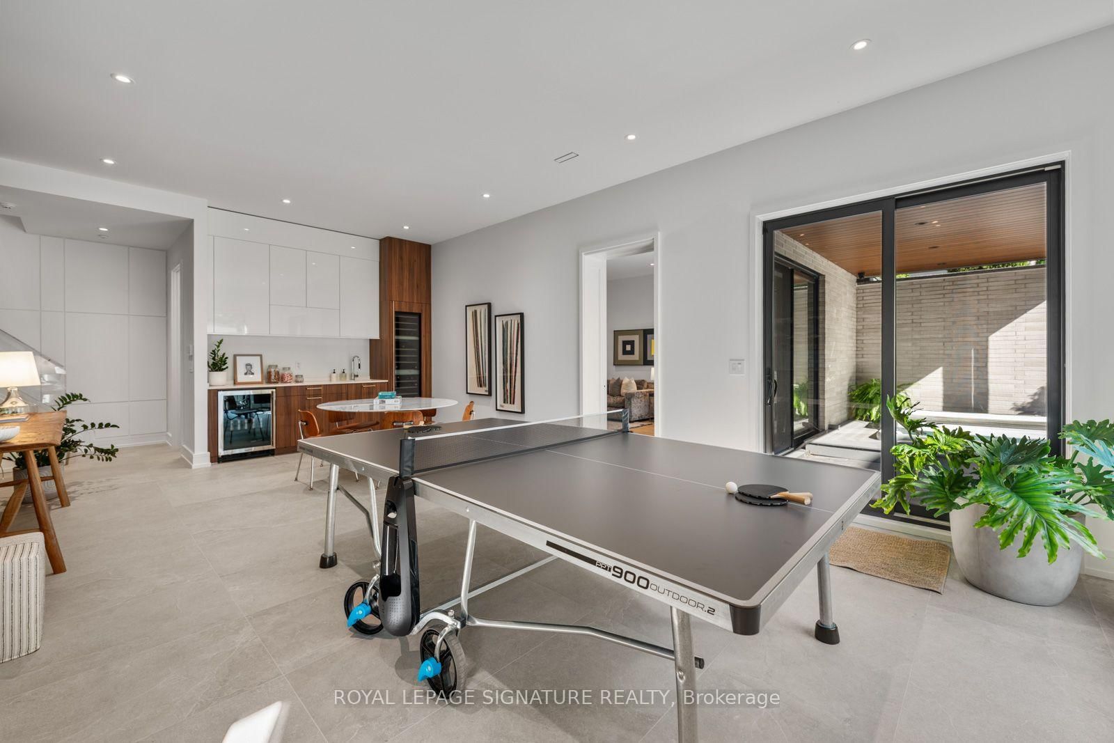 8 Fallingbrook Wood • Toronto, ON photo 35