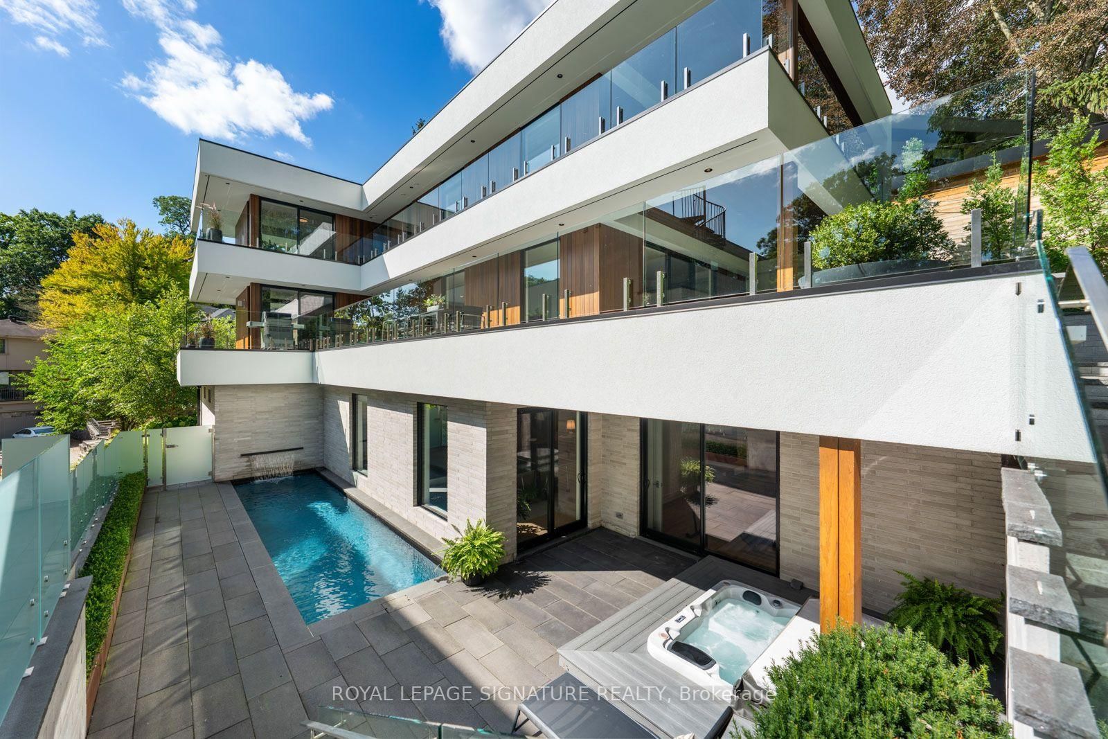 8 Fallingbrook Wood • Toronto, ON photo 40