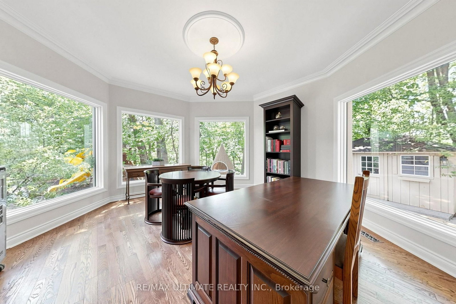 25 Bellehaven Cres, Toronto, view 12