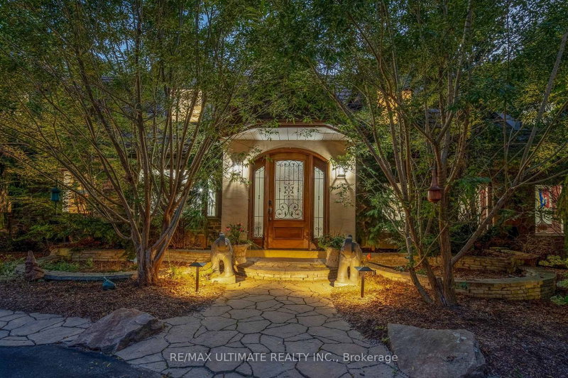25 Bellehaven Crescent