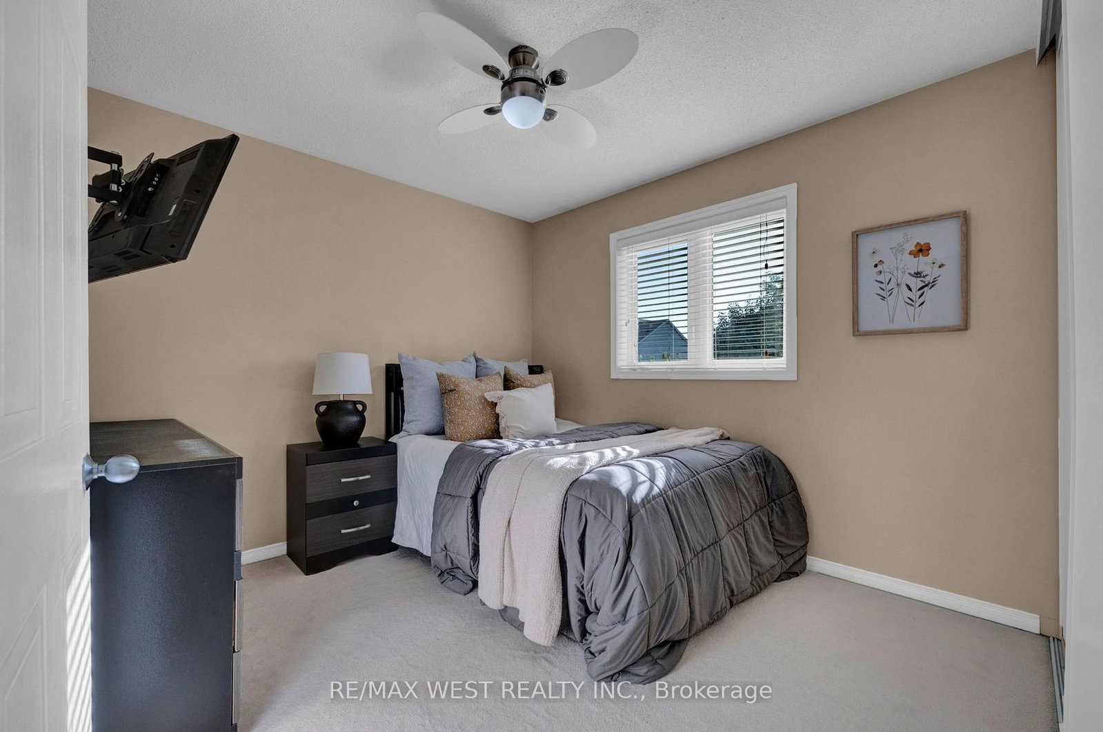 1210 Meath Drive • Oshawa, ON photo 19