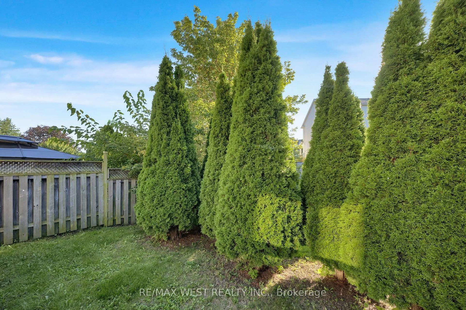 1210 Meath Drive • Oshawa, ON photo 31