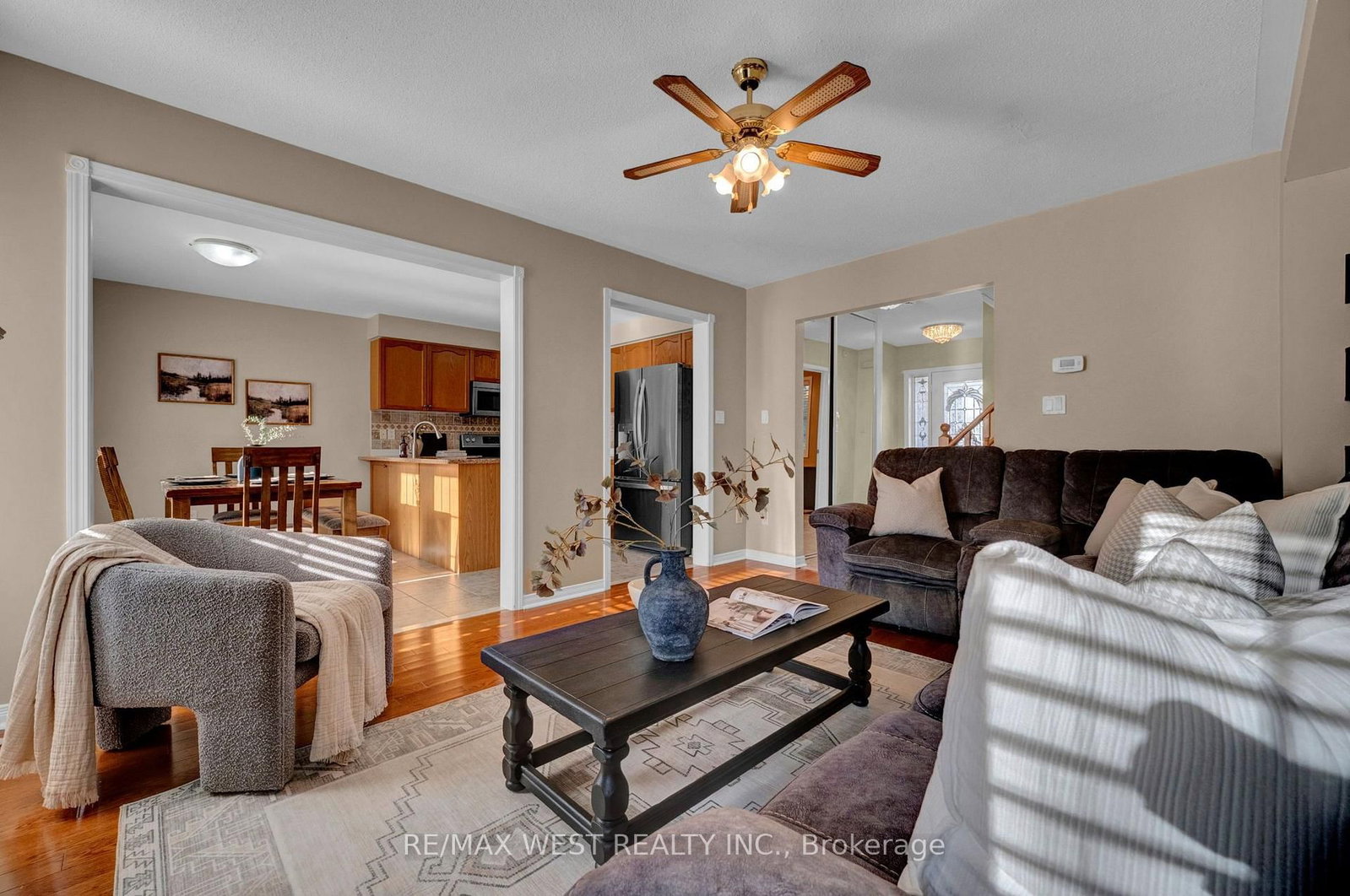 1210 Meath Drive • Oshawa, ON photo 7