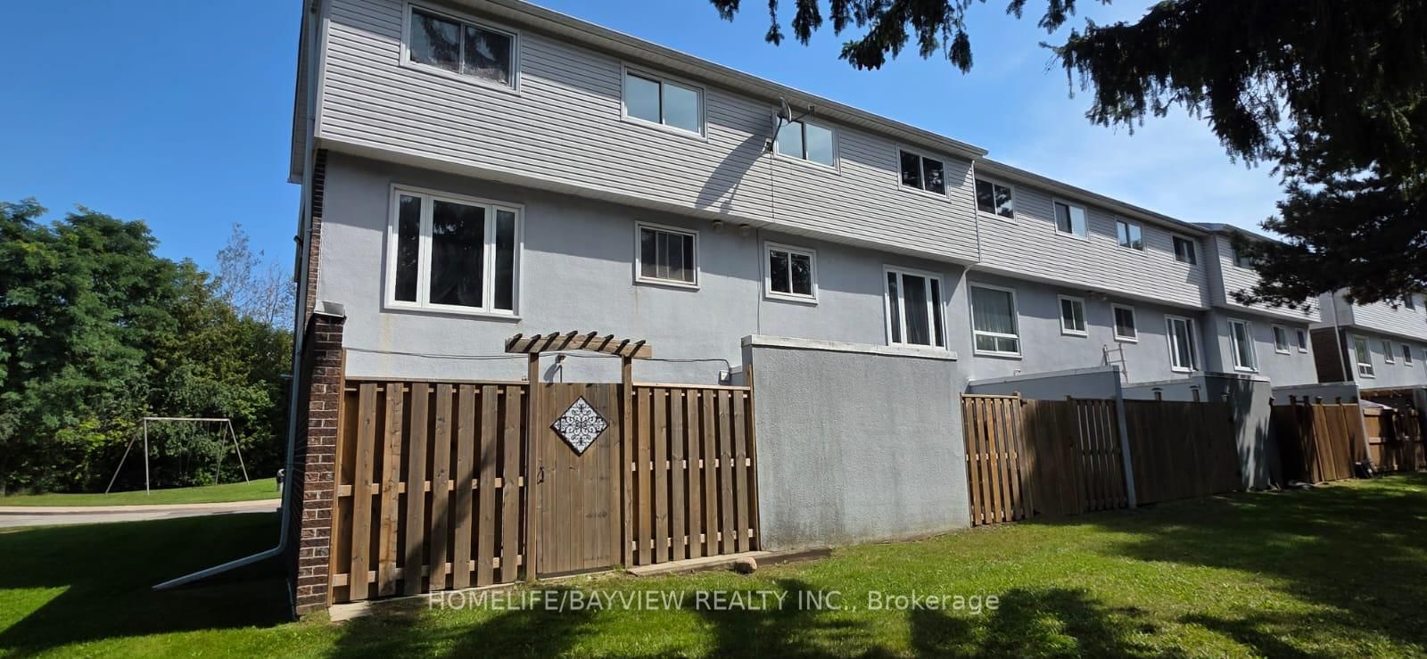 303 Garden Street • #13 • Whitby, ON photo 21
