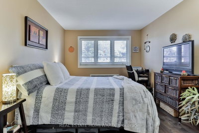 195 lake driveway Drive W • #304 • Ajax, ON photo 5