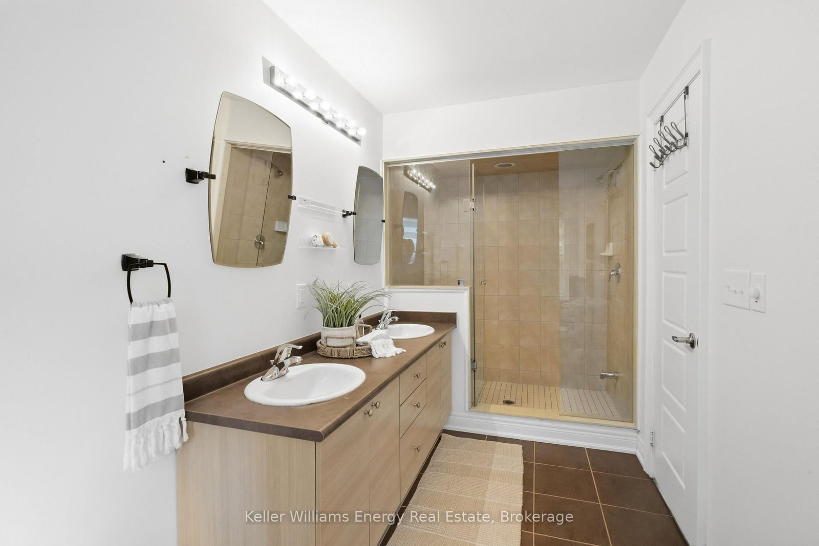 88 Underwood Drive • Whitby, ON photo 27