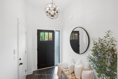 88 Underwood Drive • Whitby, ON photo 2