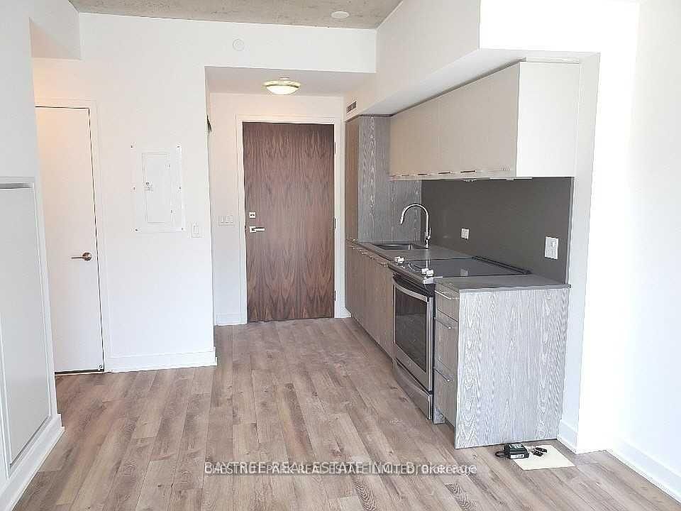 30 Baseball Place, Unit 912