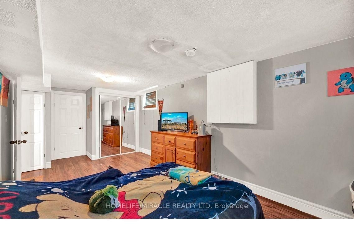 696 Sheppard Avenue • Pickering, ON photo 29