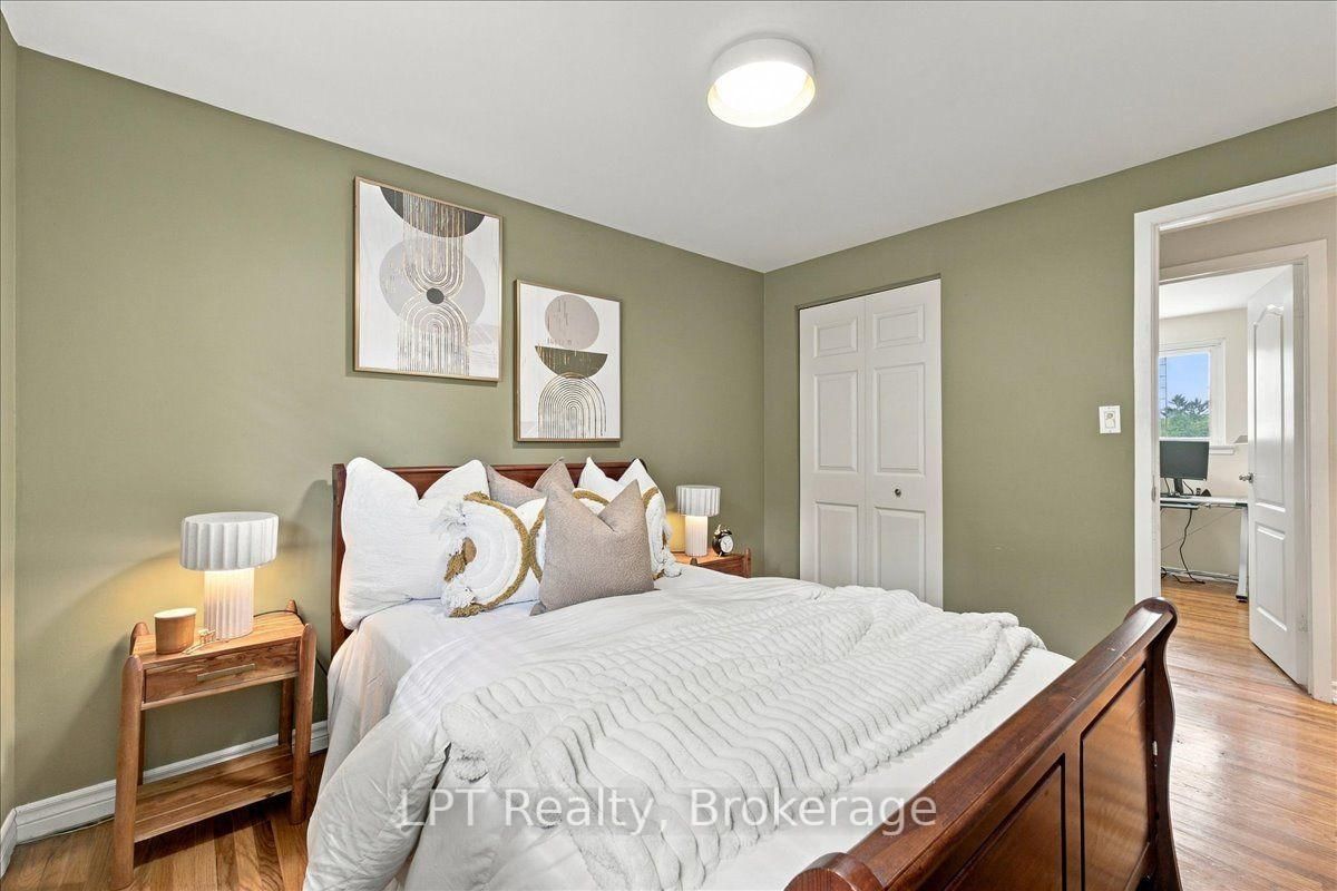 514 Oakwood Avenue • Oshawa, ON photo 25