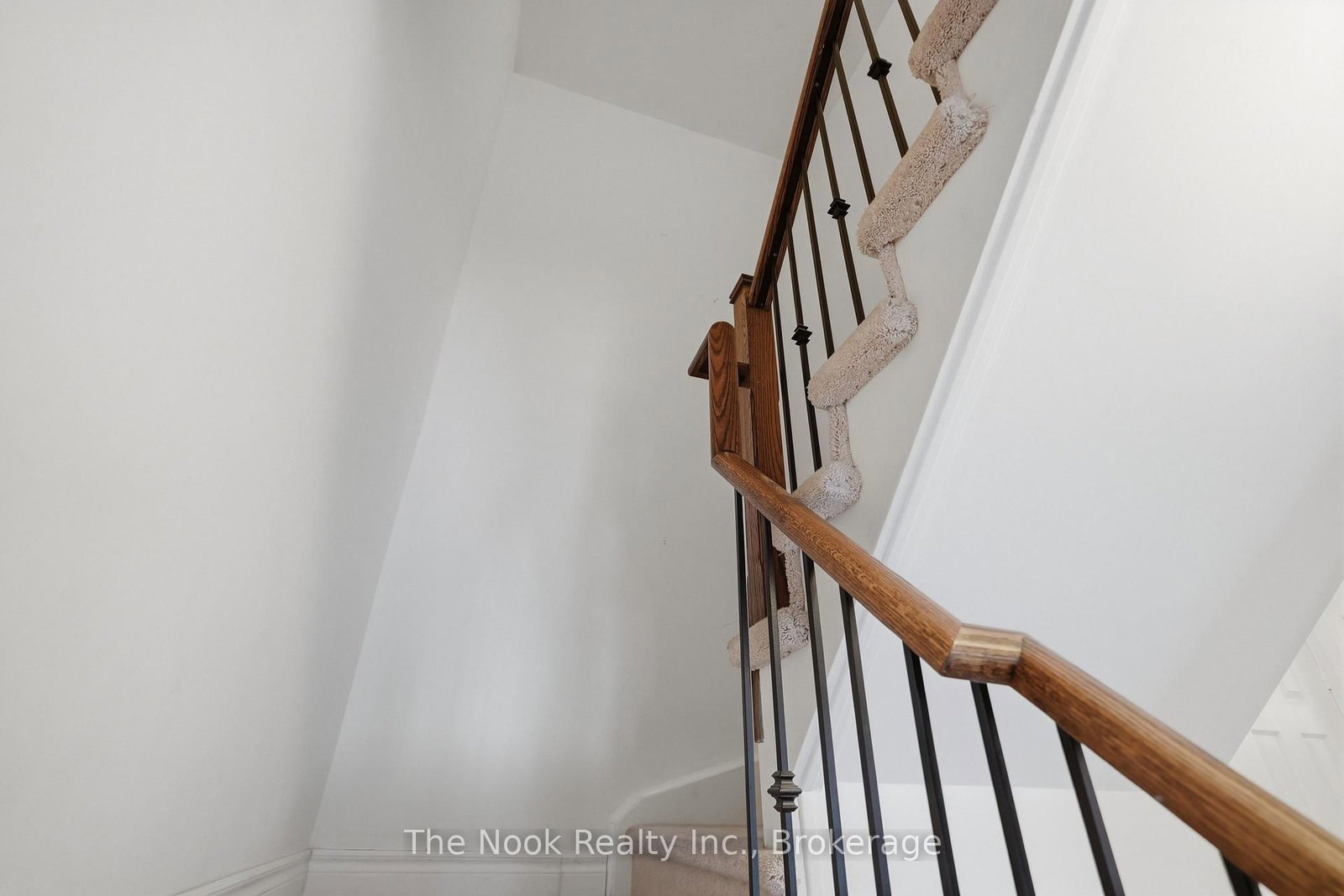27 Blunden Road • Ajax, ON photo 20