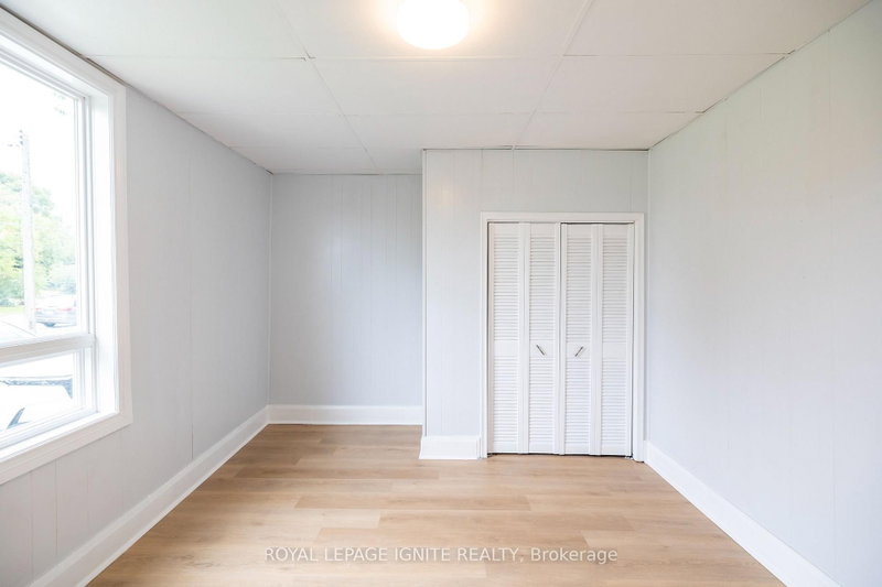 271 Conlins Rd photo 5