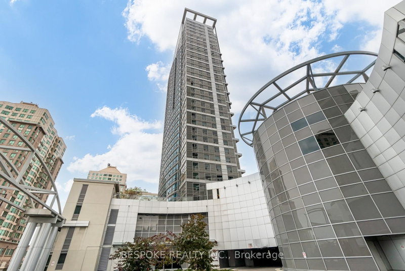 1502 - 36 Lee Centre Drive
