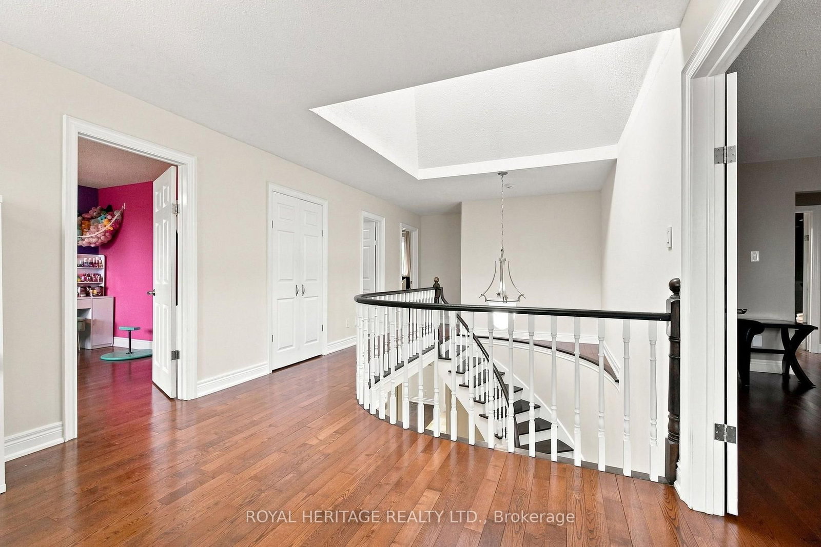 816 Sheppard Avenue • Pickering, ON photo 27