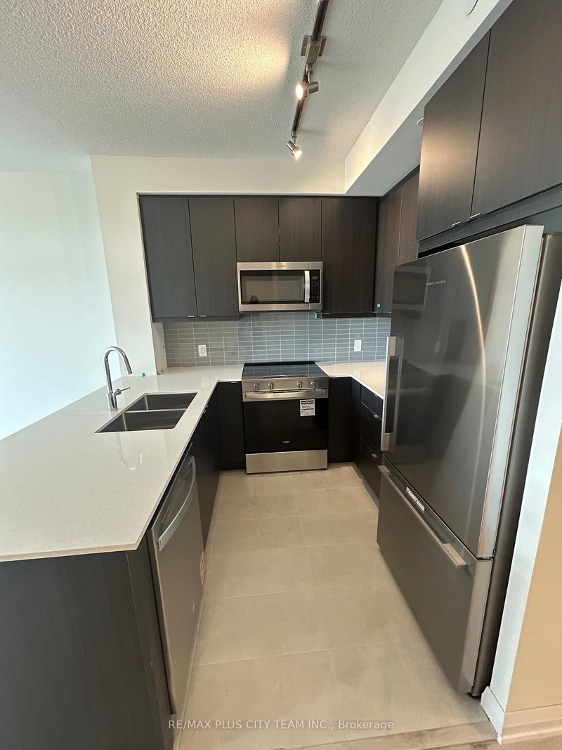 3270 Sheppard Ave E photo 5