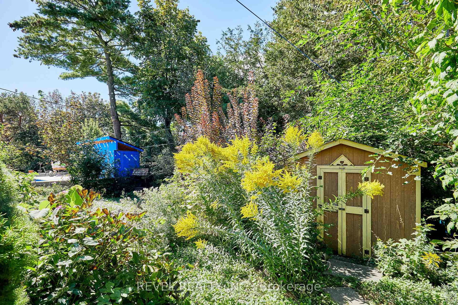 1260 Ilona Park Road • Pickering, ON photo 6