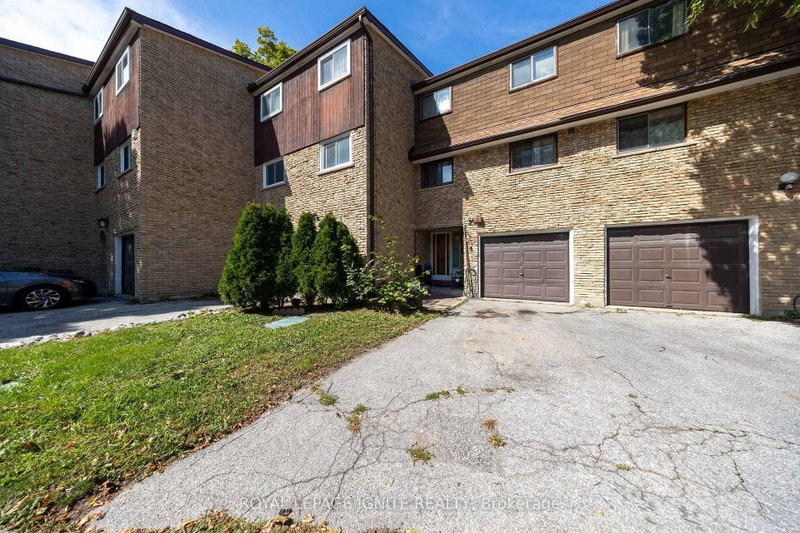 4 - 21 Rockwood Drive