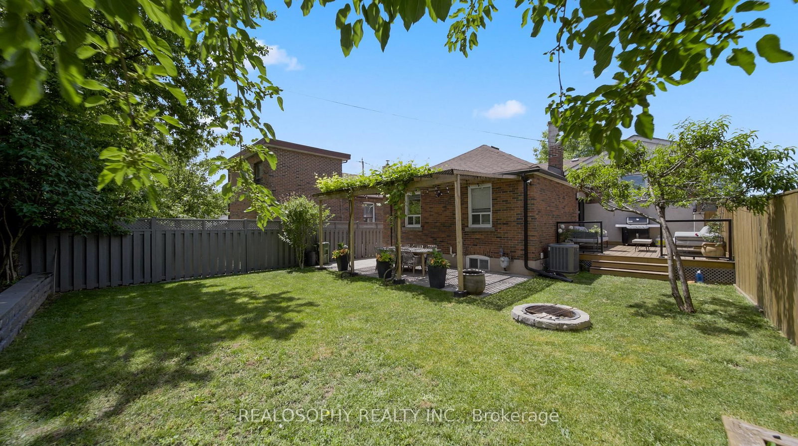 69 Squires Avenue • Toronto, ON photo 25