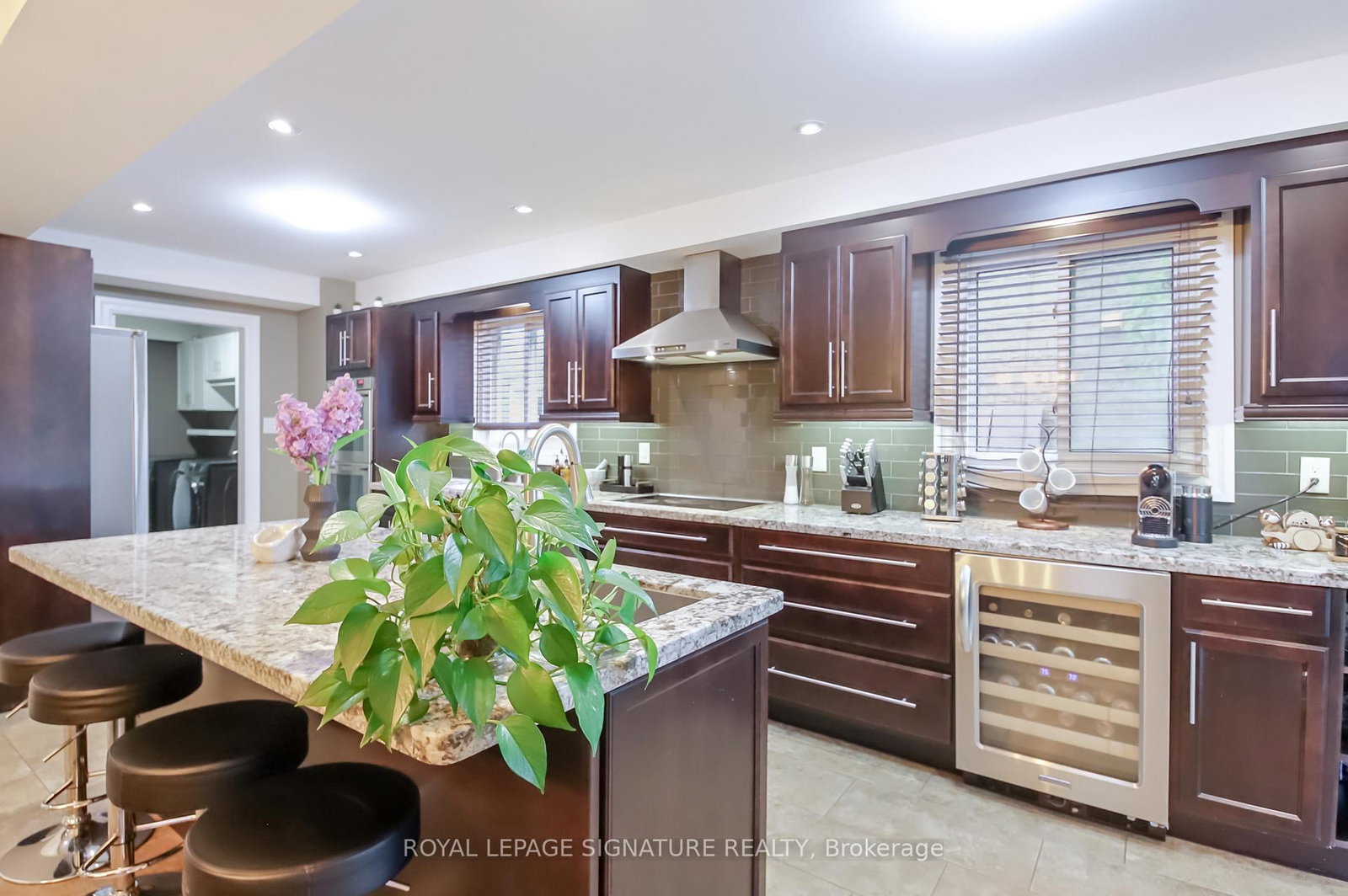 Detached House for sale at 4 Upland Drive, Whitby, Ontario, L1N 8H5 - Blue Grass Meadows - MLS: E13814130