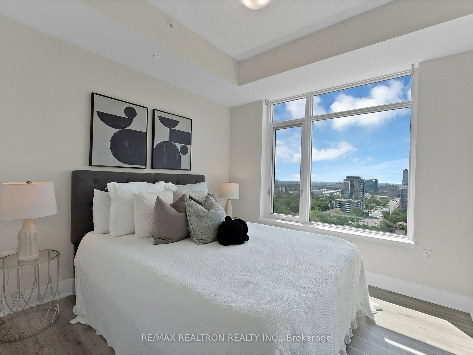 1702-3220 Sheppard Ave, Toronto, view 22