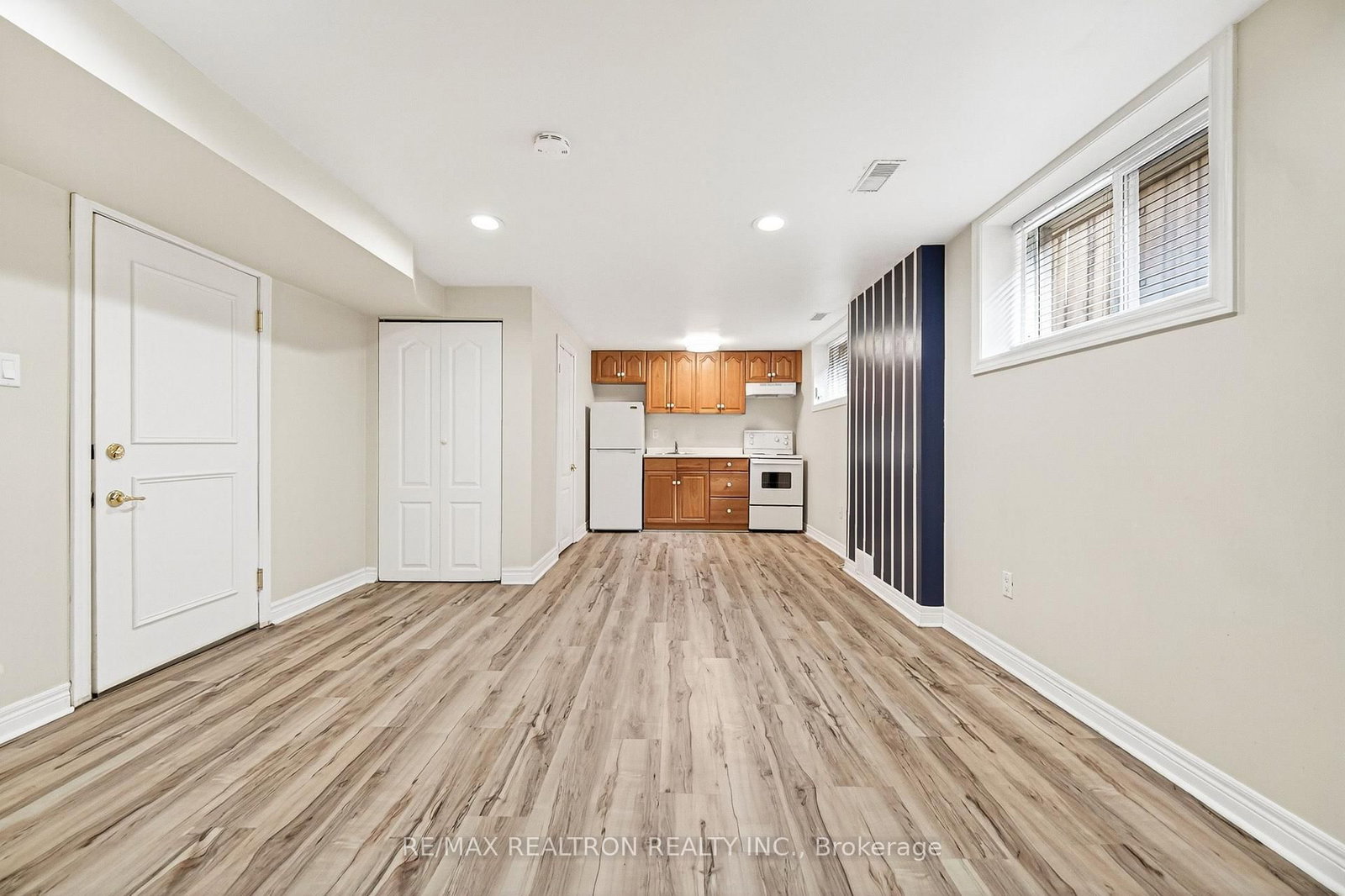 454 Donlands Avenue • Toronto, ON photo 32