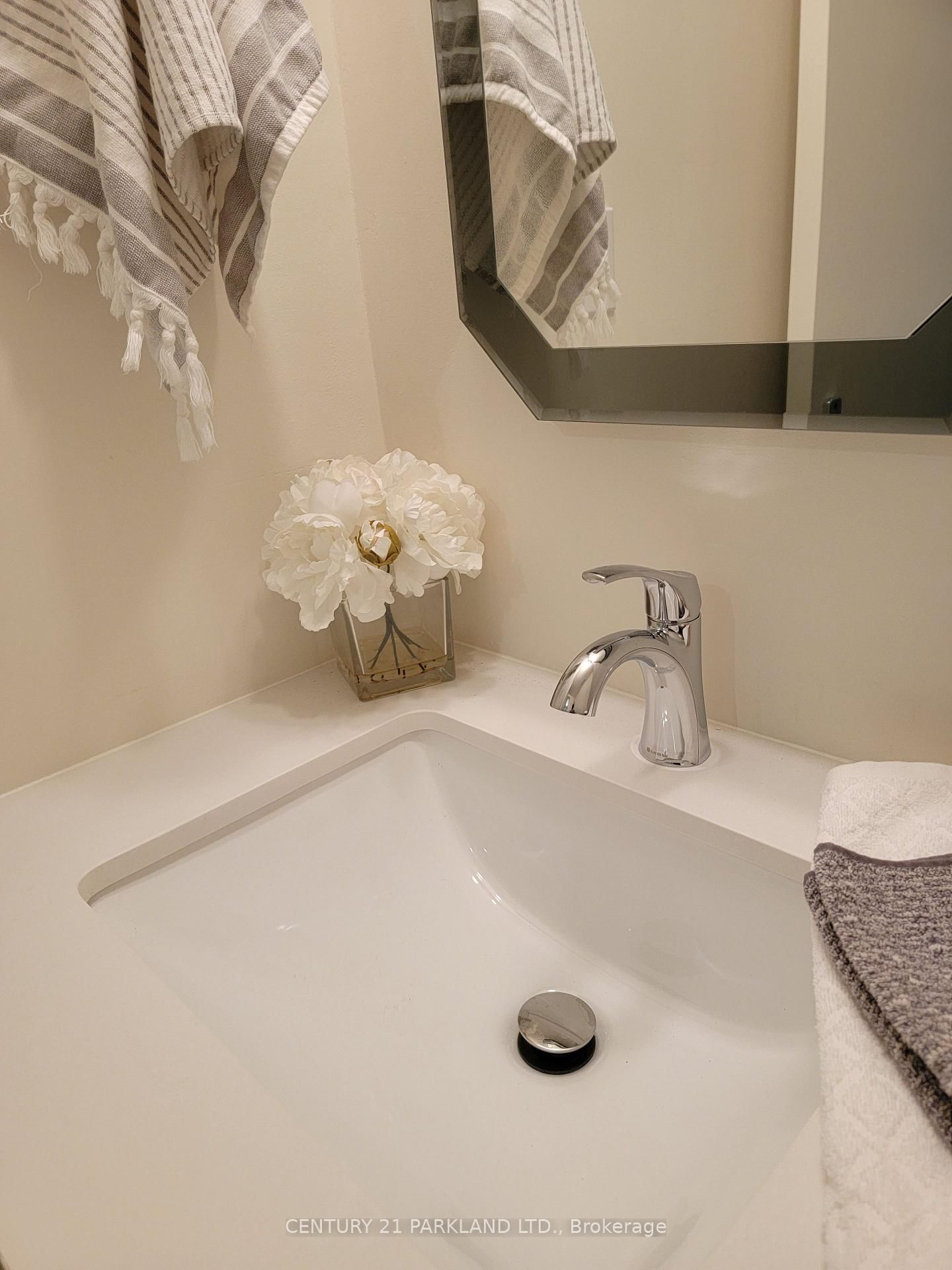5 Massey Square • ##215 • Toronto, ON photo 26