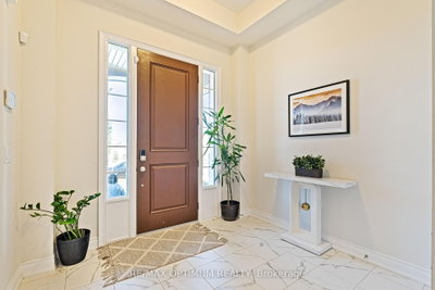 88 Pheasant Ridge Drive • Whitby, ON photo 5