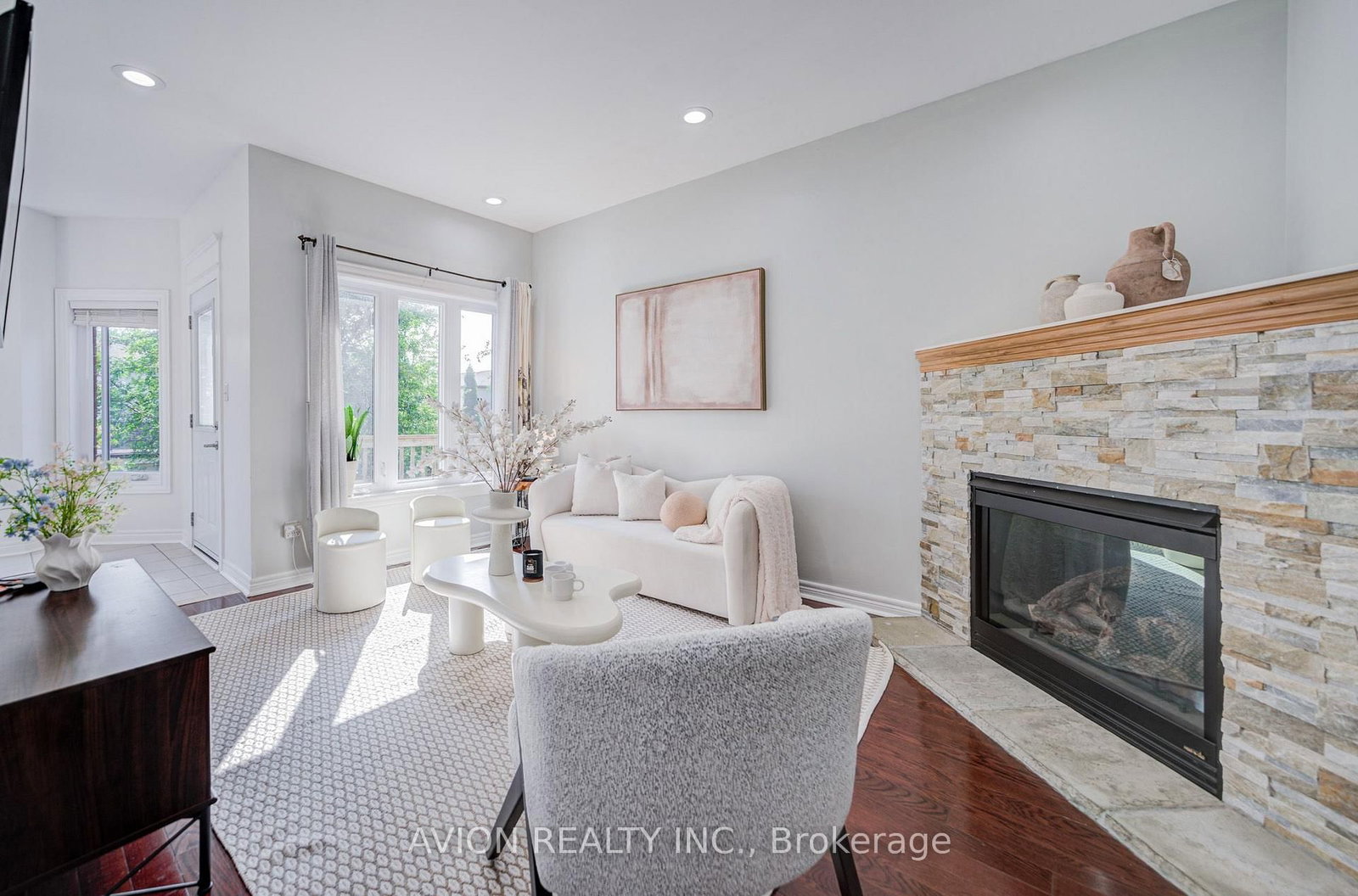 83 Stonebridge Boulevard • Toronto, ON photo 17