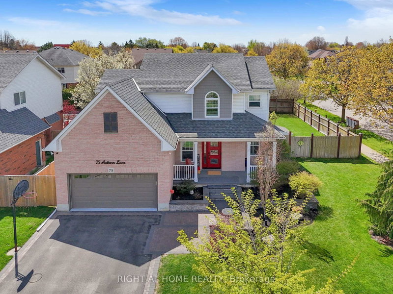75 Auburn Lane photo 2
