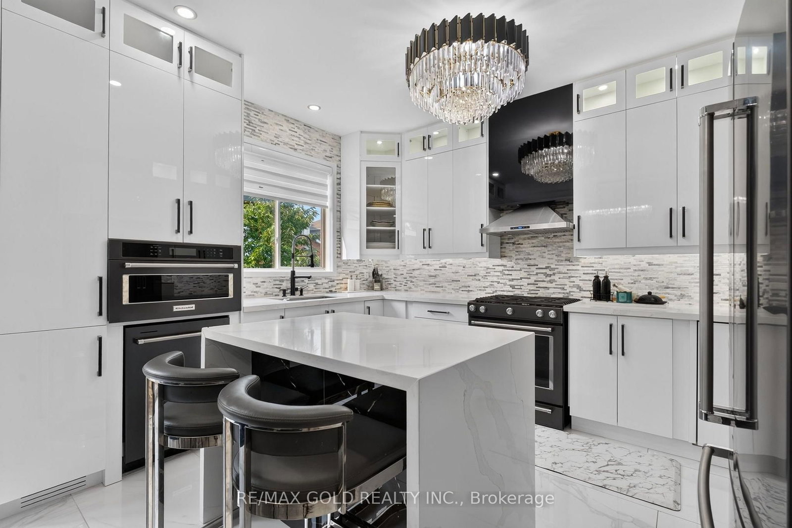 94 Twin Streams Road • Whitby, ON photo 19