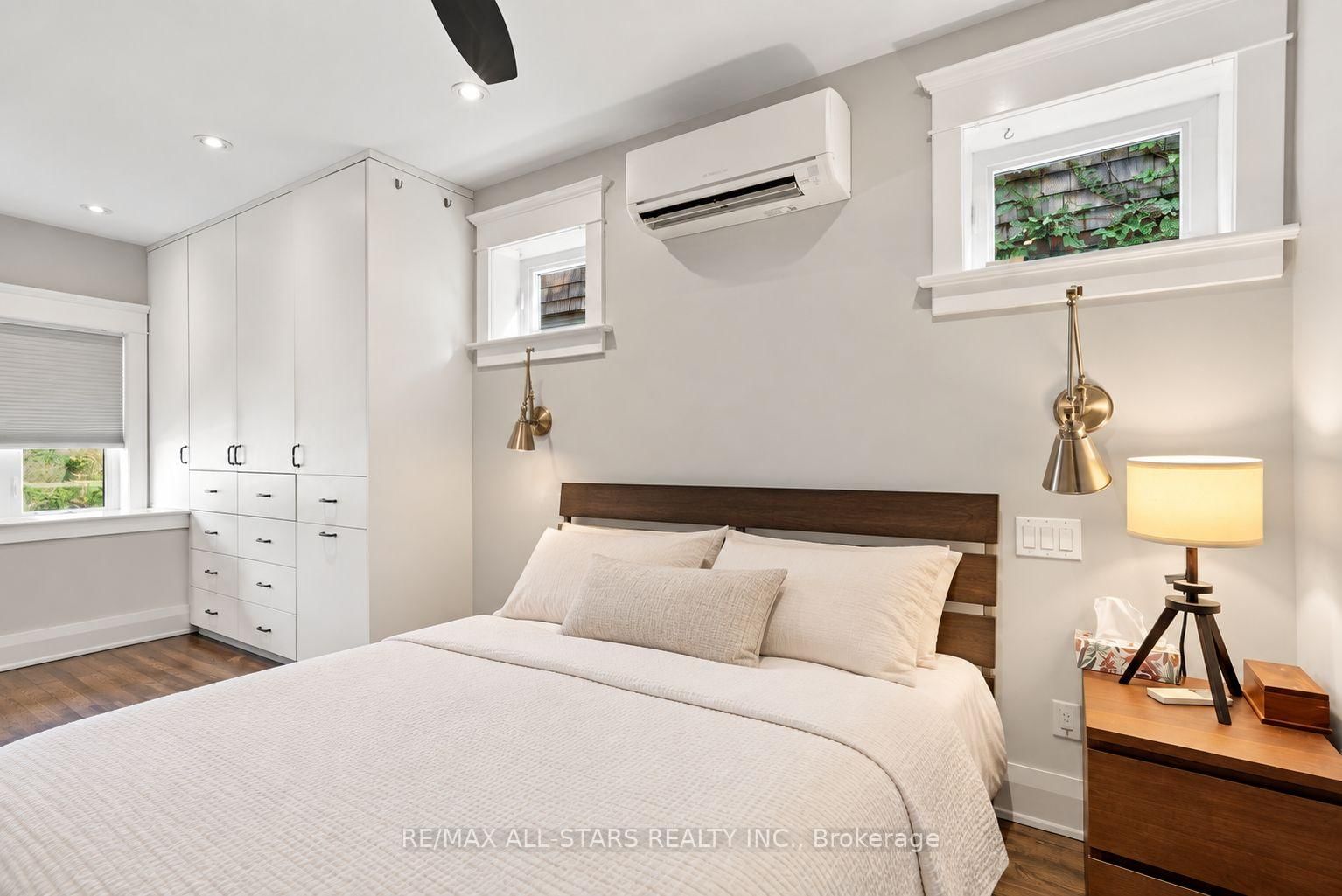 435 Mortimer Avenue • Toronto, ON photo 25