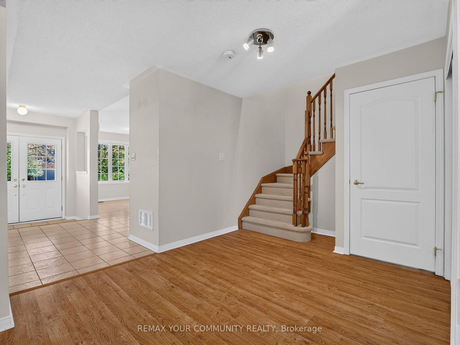 265 Sprucewood Crescent • Clarington, ON photo 20
