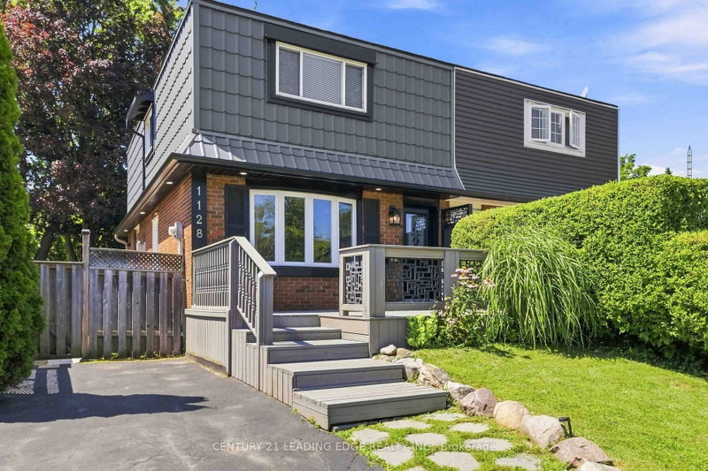 1128 Valley Crt N photo 3