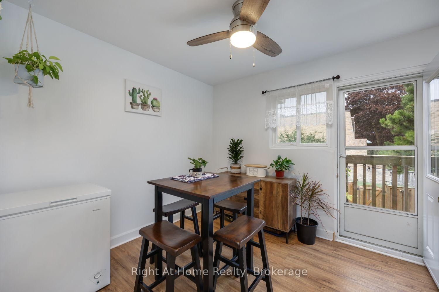 10 Newing Court • Ajax, ON photo 14