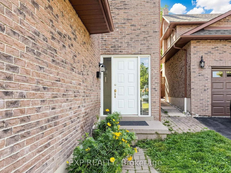 28 Longfellow Court