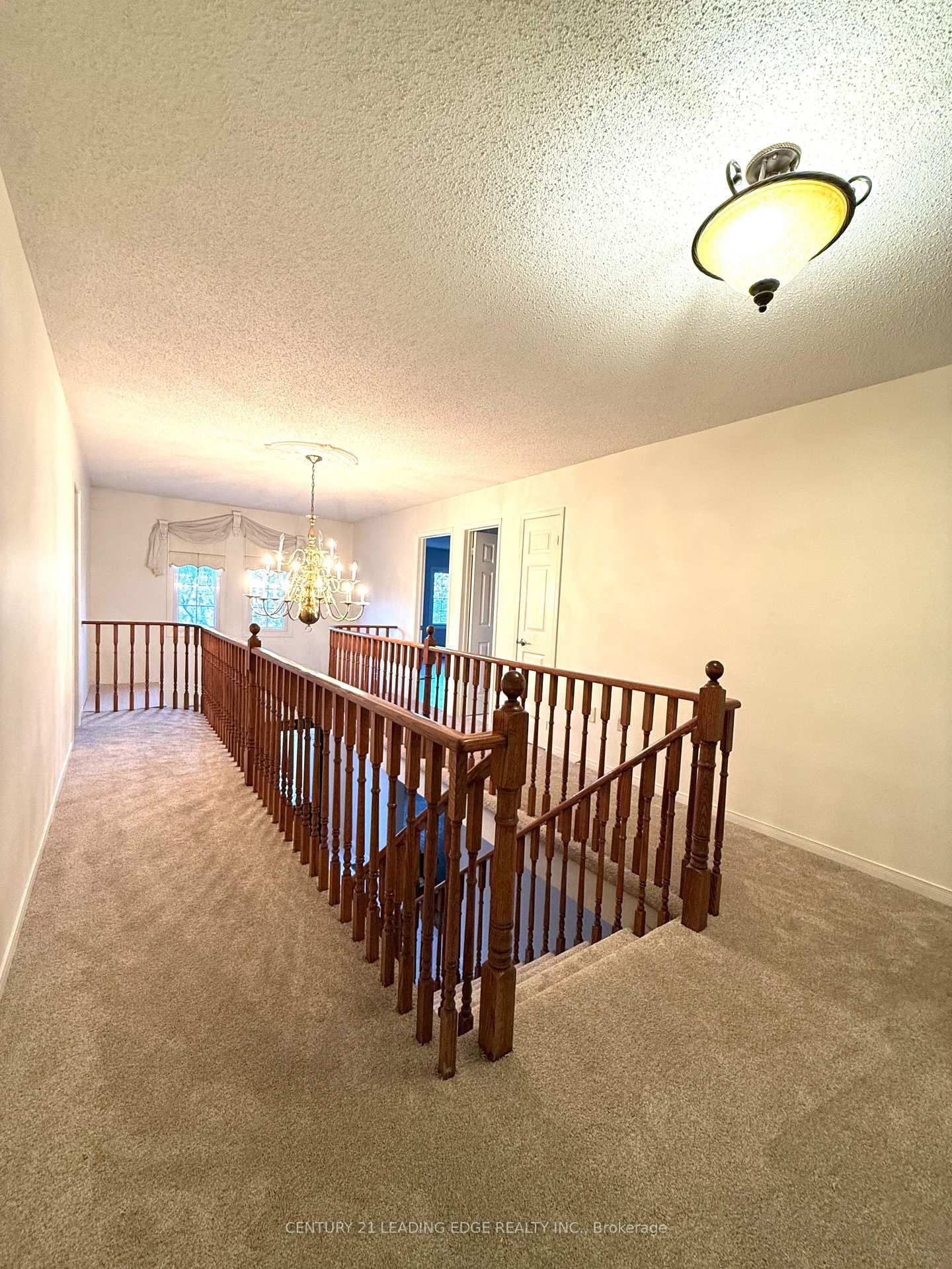 492 Palmtree Crescent • Oshawa, ON photo 10
