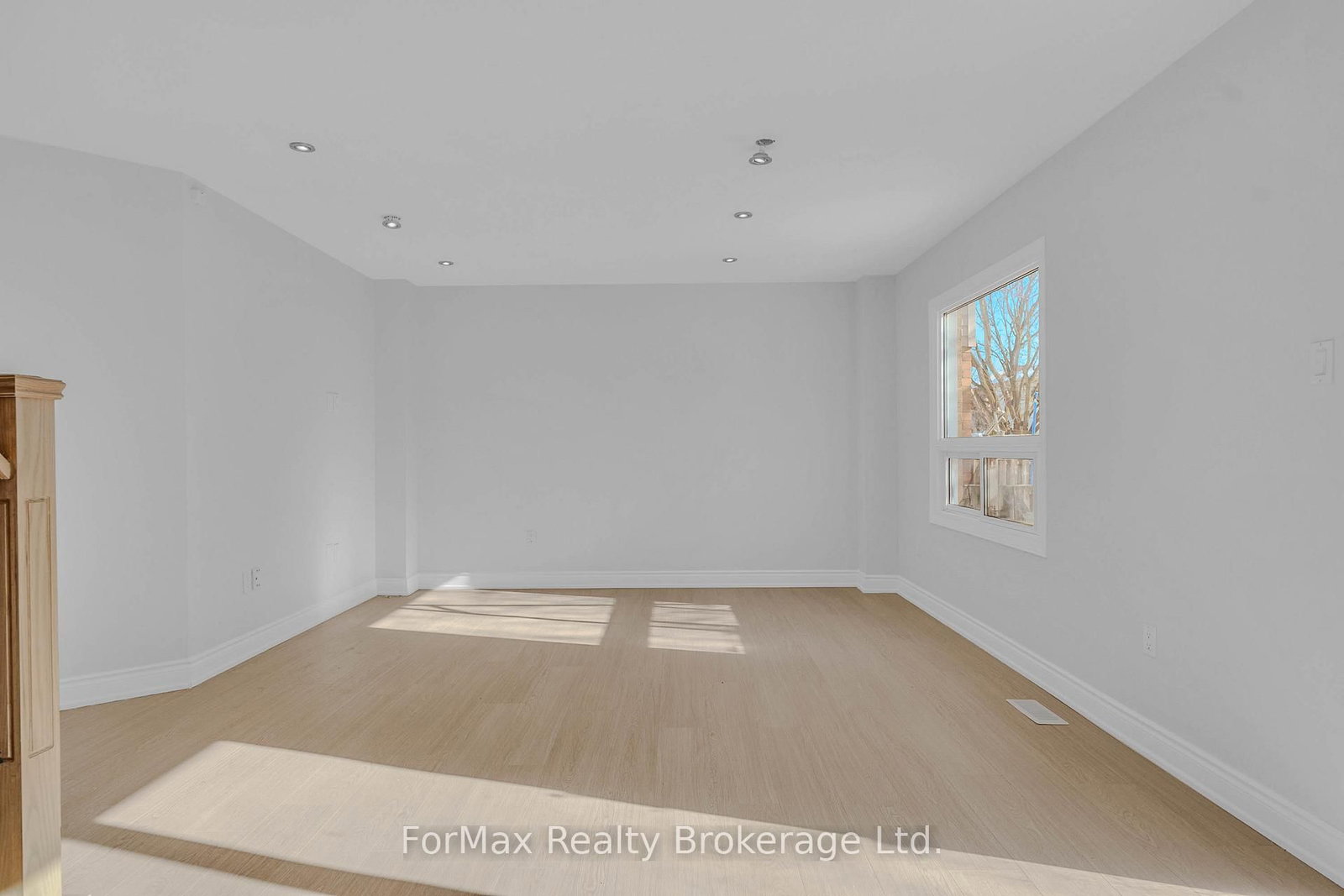 23 Drew Court • Whitby, ON photo 12