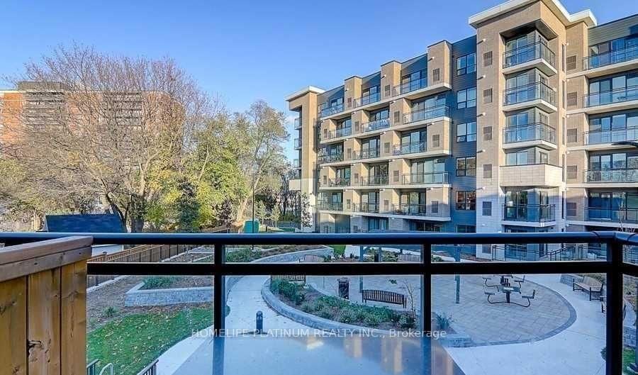 13 Falaise Road • Toronto, ON photo 18