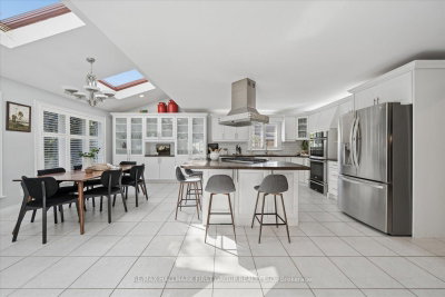 1779 Woodview Avenue • Pickering, ON photo 7