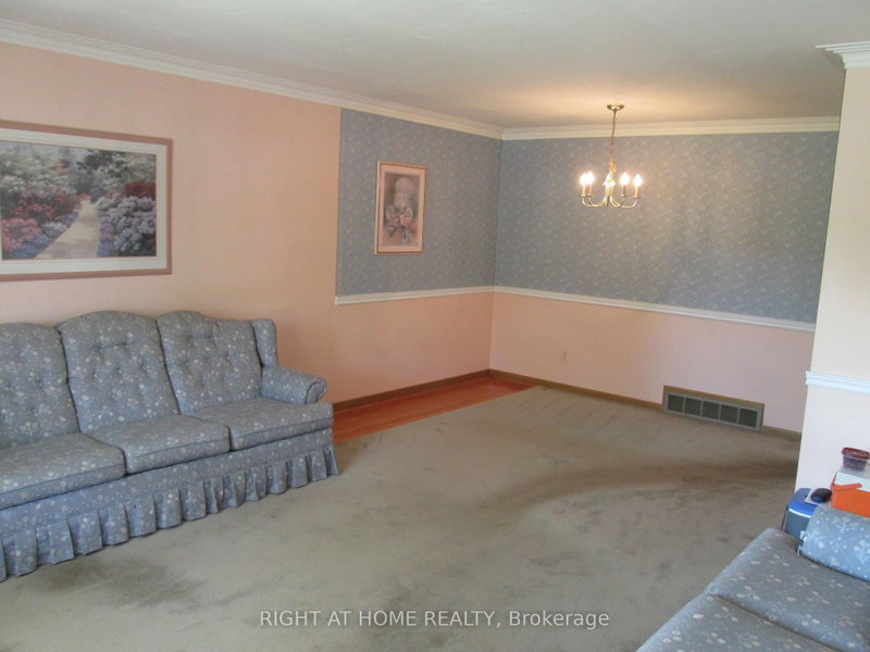 910 Scarborough Golf Club Road