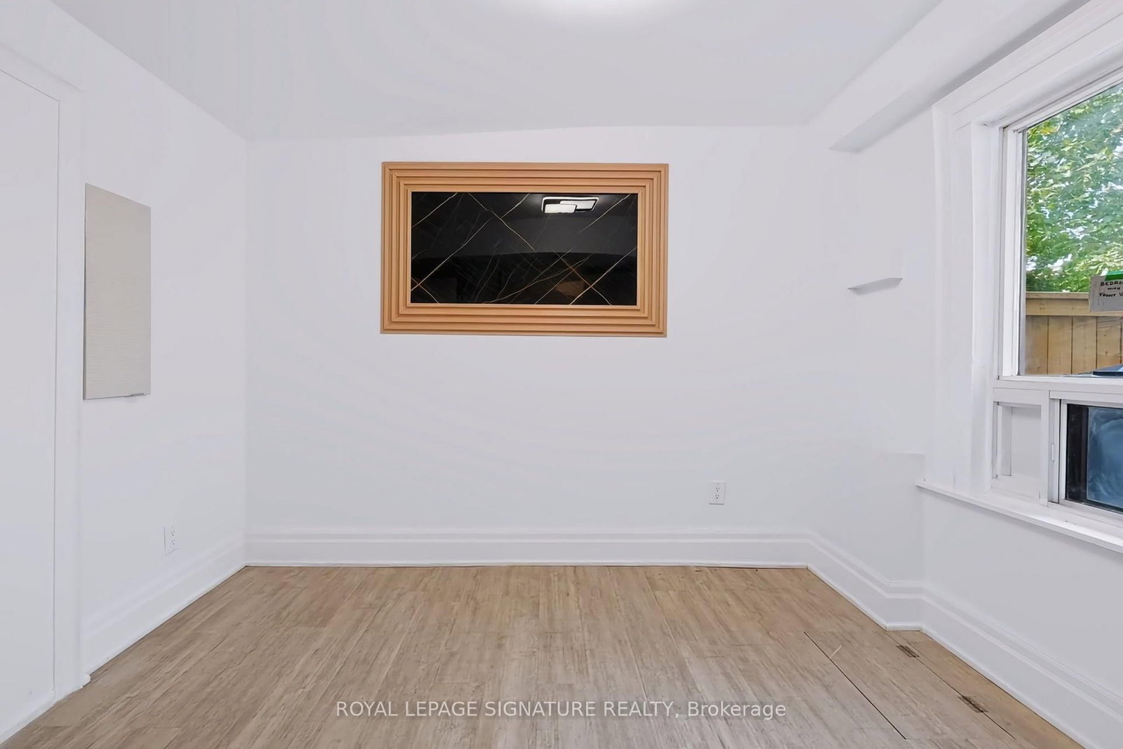 23 Myrtle Ave, Toronto, view 7